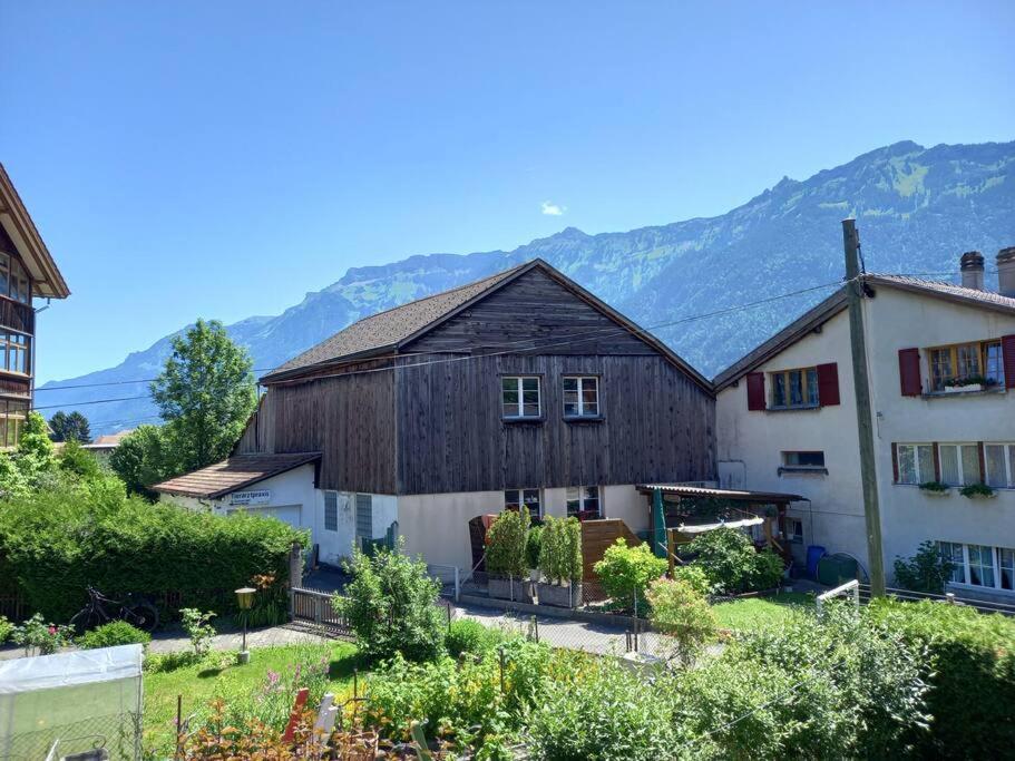 New.. Matten Central Family Suite, Sleeps 4 Matten bei Interlaken Exterior foto
